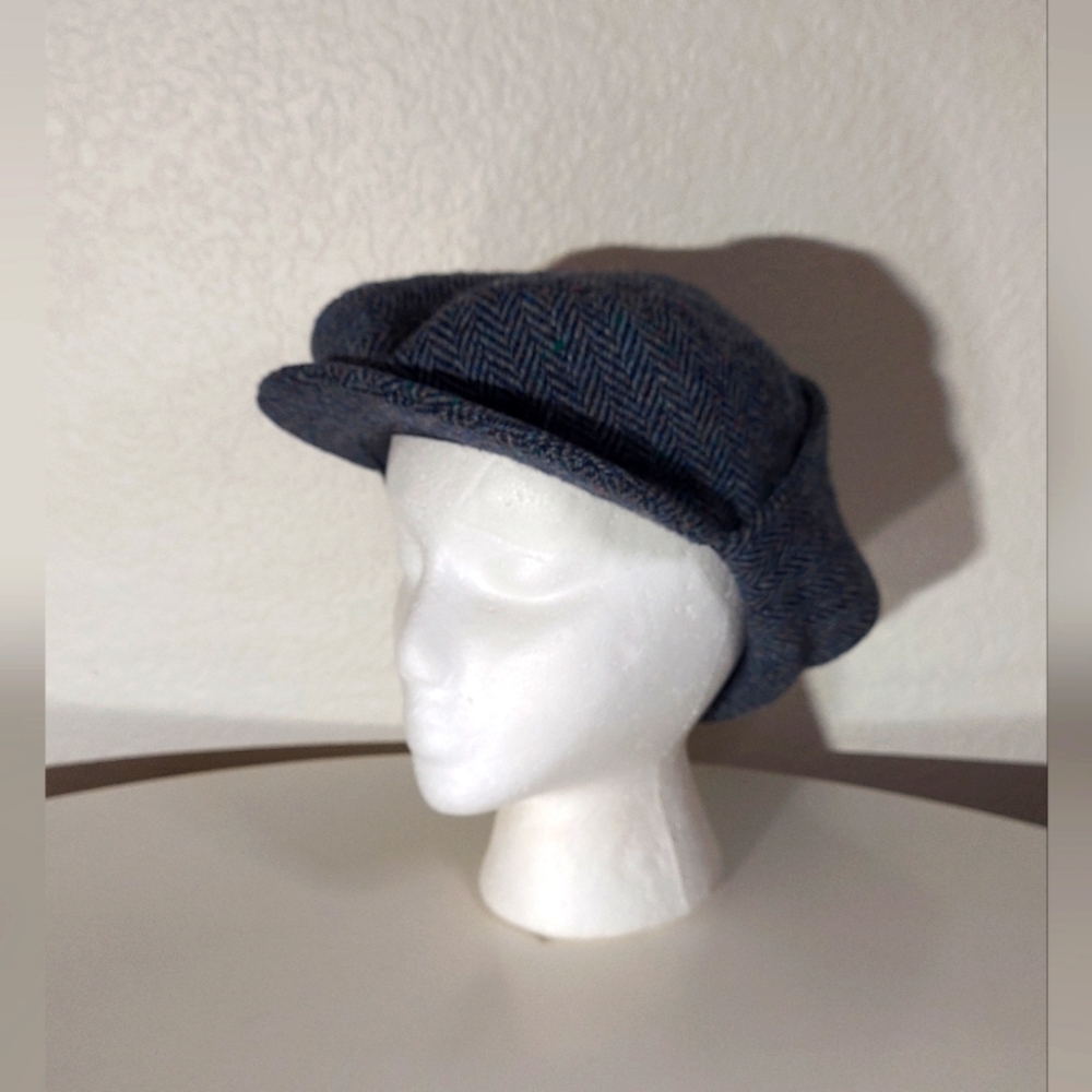 Irish Gray & White Wool Motoring  Cap